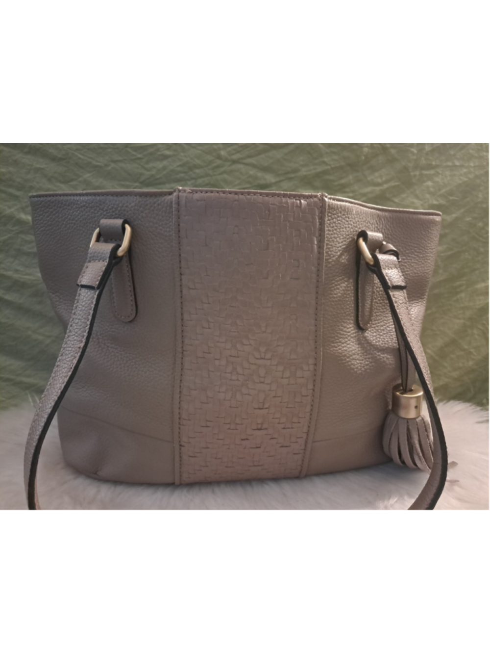 TEXTURED HERITAGE LUXURY — PRISTINE GIANNI BERNINI LEATHER BASKETWEAVE TOTE